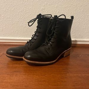 Kork-ease leather Violeta boots size 9